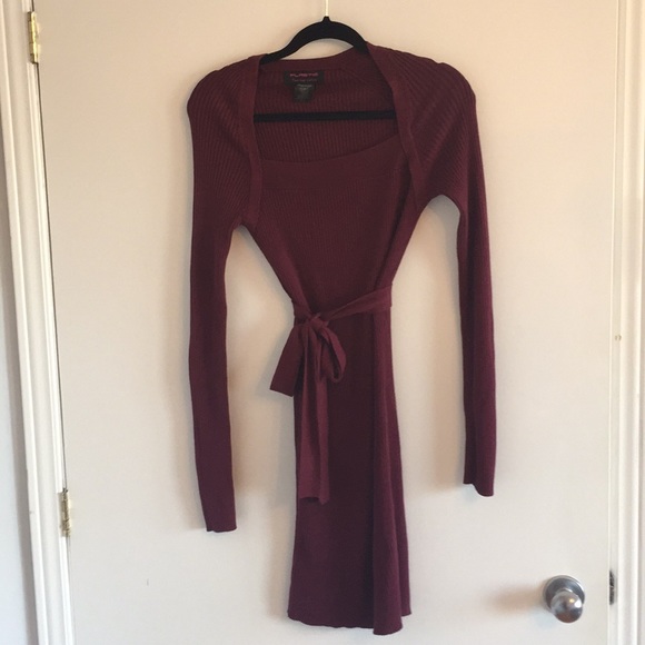 🌺 4 items for 25$ 🌺 Burgundy 3/4 dress